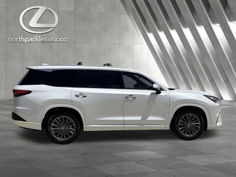 Certified 2025 Lexus TX 350 AWD w/ Convenience Package image 4