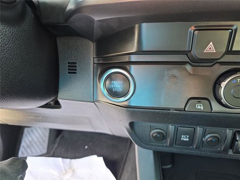 Used 2021 Toyota Tacoma TRD Sport RWD image 24