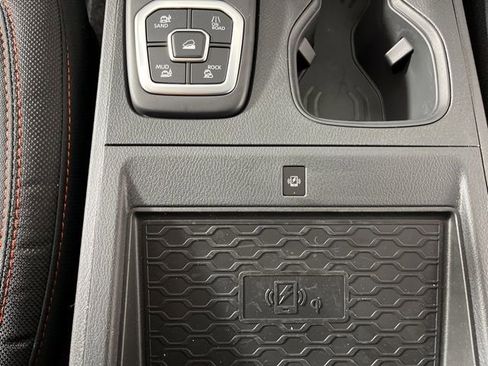 New 2026 Nissan Frontier PRO-4X w/ Pro-4x Convenience Package image 29