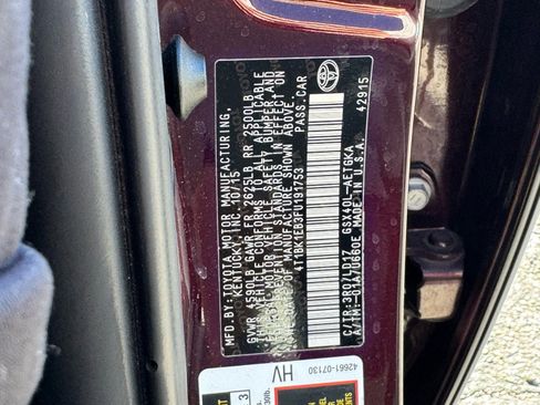 Used 2015 Toyota Avalon Limited image 31