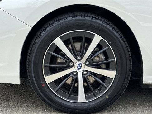 Used 2023 Subaru Impreza Premium image 32