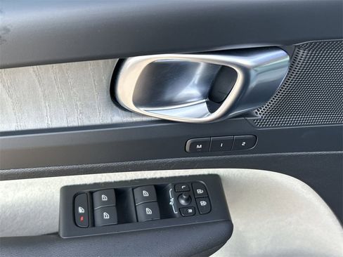 Certified 2023 Volvo XC40 B5 Plus w/ Driver Assist Package image 16