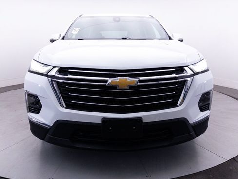 Used 2023 Chevrolet Traverse LT w/ LPO, Cargo Package FWD image 10