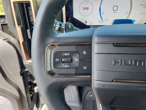 New 2025 GMC Hummer EV 3X image 15