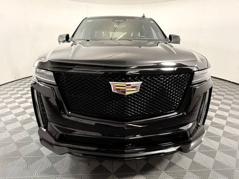 Used 2023 Cadillac Escalade V AWD/4WD image 11