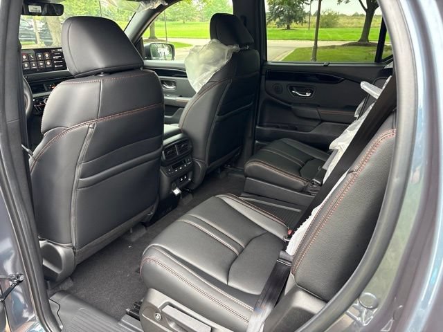 New 2026 Honda Pilot TrailSport image 14