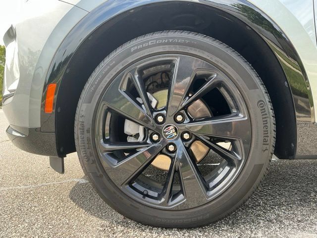 Used 2024 Buick Envision Sport Touring AWD/4WD image 14