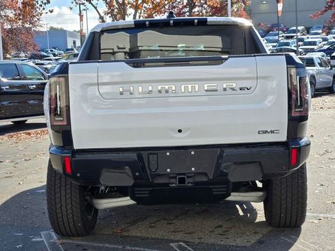New 2026 GMC Hummer EV 4x4 Crew Cab image 5