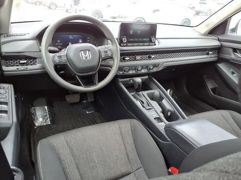 Certified 2023 Honda Accord EX image 6