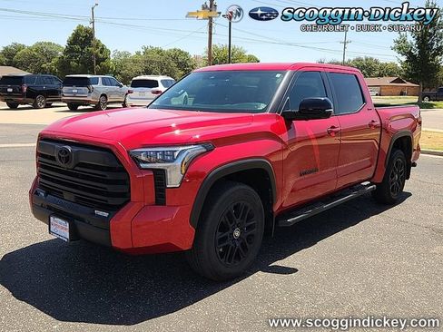 Used 2025 Toyota Tundra Limited AWD/4WD image 1