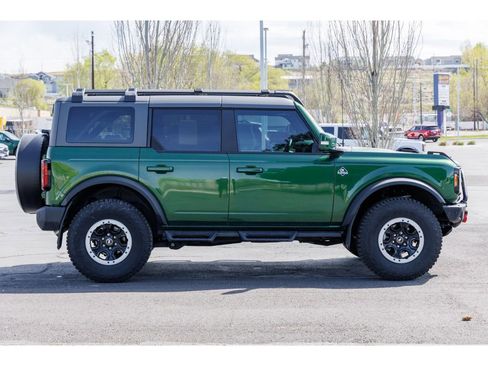 Used 2024 Ford Bronco Outer Banks w/ Sasquatch Package AWD/4WD image 2