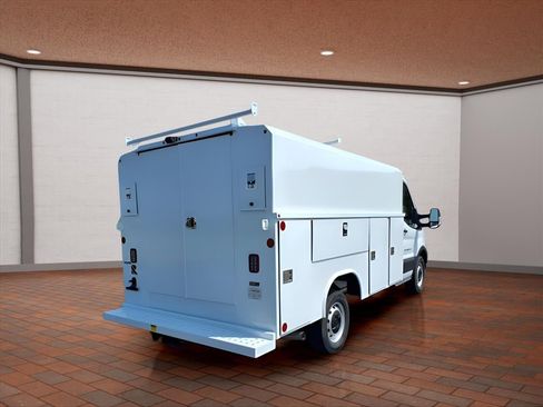 Used 2024 Ford Transit 250 image 8