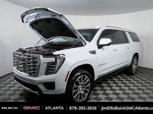 New 2026 GMC Yukon XL Denali w/ Sun & Power Step Package AWD/4WD image 36