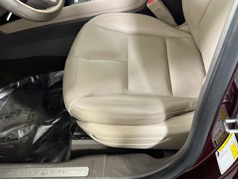 Used 2020 Lincoln Corsair AWD w/ Equipment Group 101A image 19