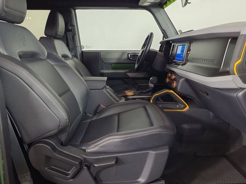 Used 2022 Ford Bronco Badlands image 17