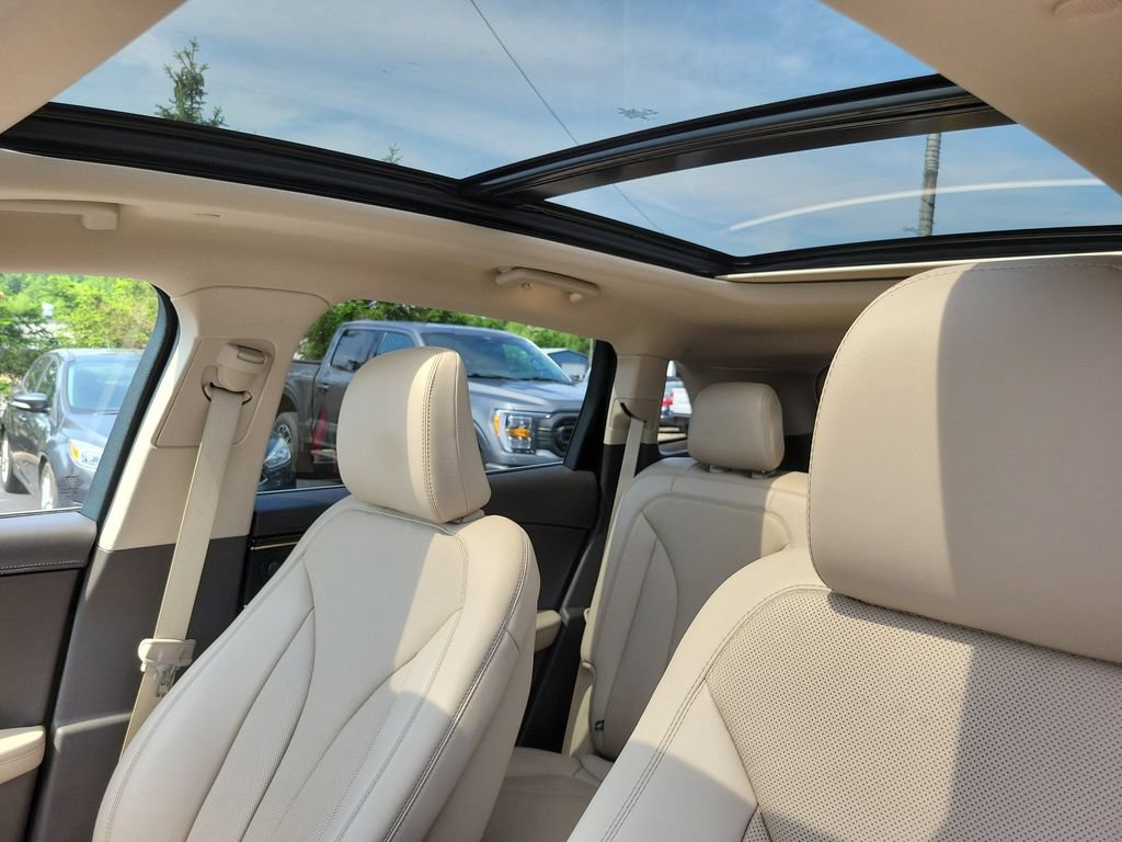 Used 2023 Lincoln Nautilus Reserve w/ Equipment Group 201A AWD/4WD image 10