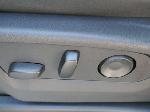 New 2026 GMC Yukon XL Elevation image 16