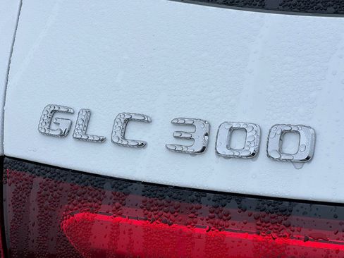 New 2026 Mercedes-Benz GLC 300 4MATIC image 12