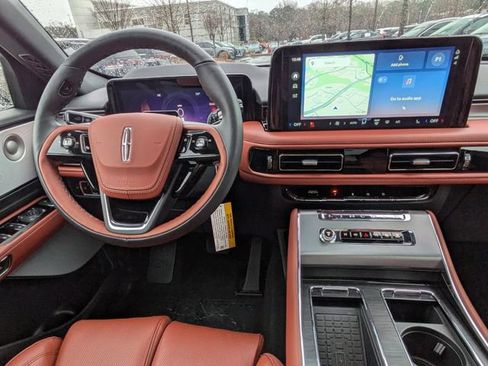 New 2026 Lincoln Aviator Reserve image 13