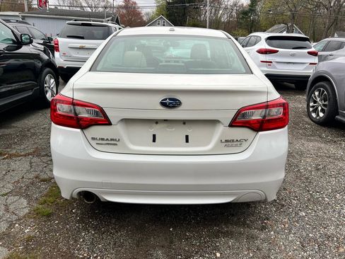 Used 2015 Subaru Legacy 2.5i Premium AWD/4WD image 3