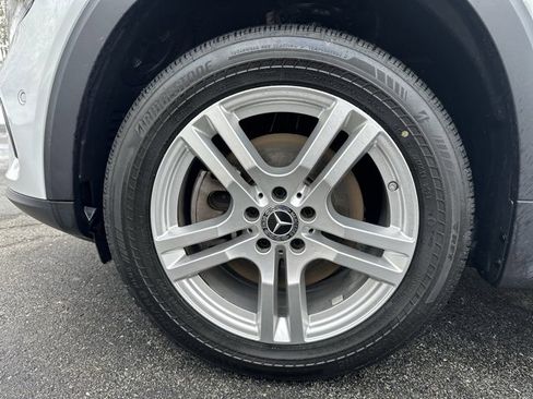 Used 2020 Mercedes-Benz GLB 250 GLB 250 image 26