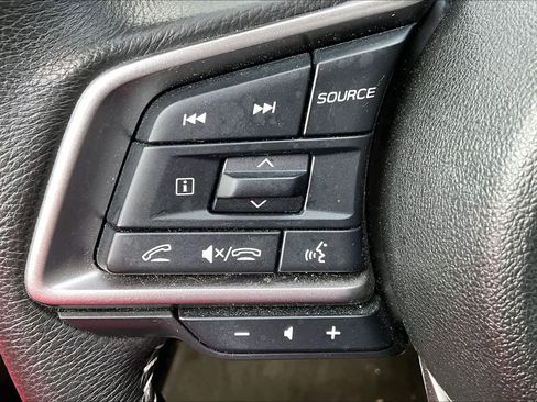 Used 2023 Subaru Outback Premium image 21