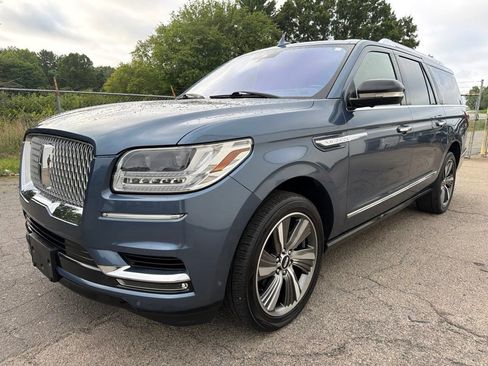 Used 2019 Lincoln Navigator L Reserve w/ Cargo Package AWD/4WD image 6