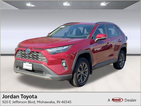 Used 2023 Toyota RAV4 Limited image 1