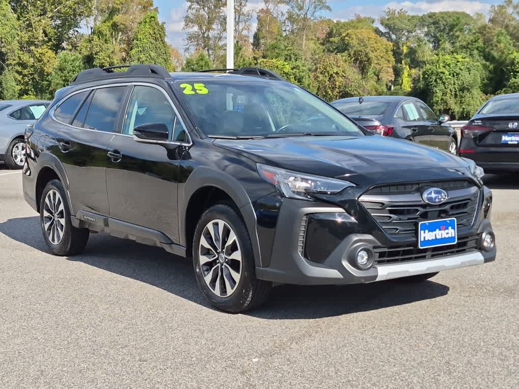 Used 2025 Subaru Outback Limited AWD/4WD image 2