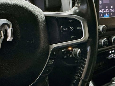 Used 2022 RAM 1500 Big Horn AWD/4WD image 25