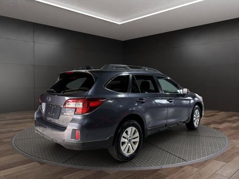 Used 2016 Subaru Outback 2.5i Premium AWD/4WD image 8