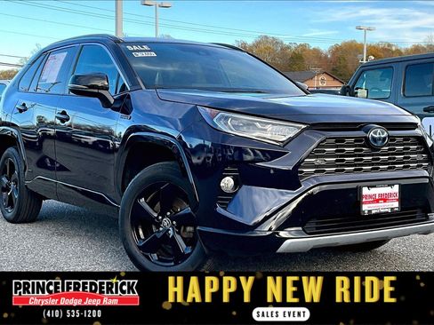 Used 2021 Toyota RAV4 XSE image 1