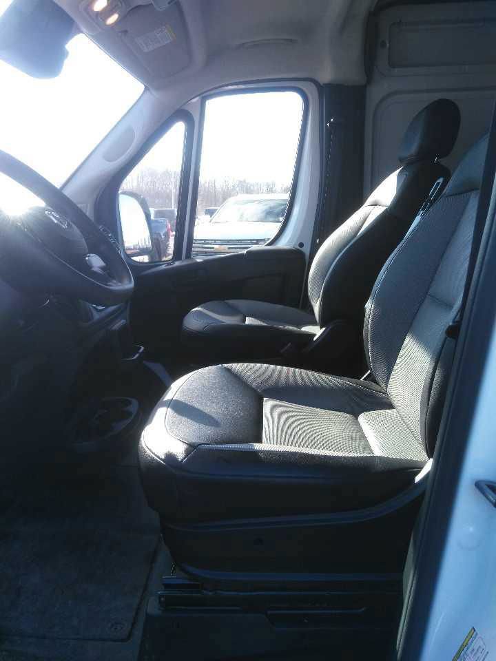 Used 2025 RAM ProMaster 2500 w/ Convenience Group FWD image 12