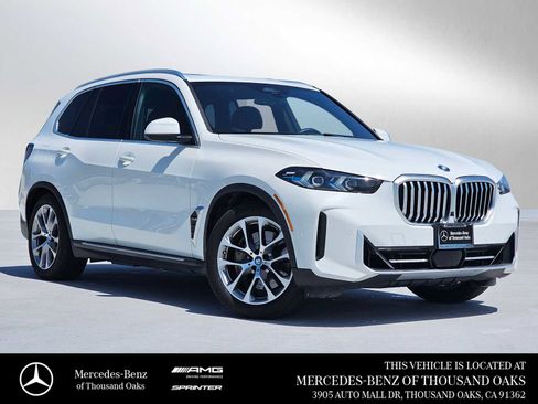 Used 2024 BMW X5 xDrive50e AWD/4WD image 1
