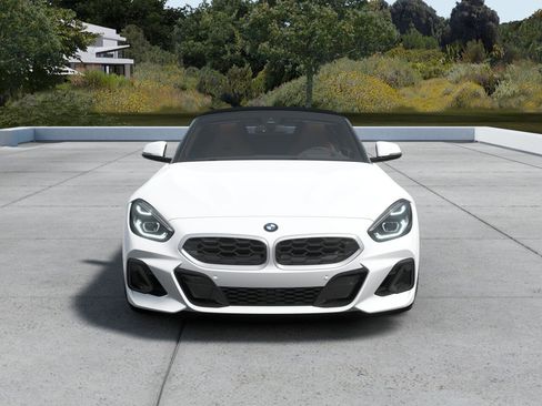 New 2026 BMW Z4 sDrive30i image 3