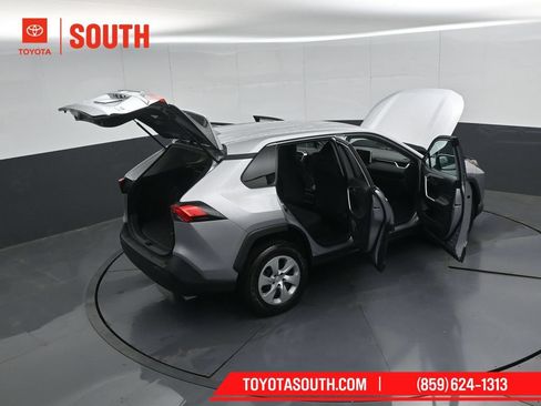 Used 2023 Toyota RAV4 LE AWD/4WD image 50