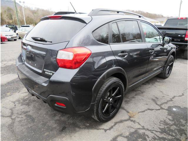 Used 2016 Subaru Crosstrek 2.0i Premium AWD/4WD image 2