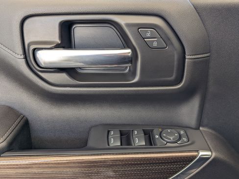 Used 2022 Chevrolet Silverado 1500 RST w/ LPO, Dark Essentials Package RWD image 15