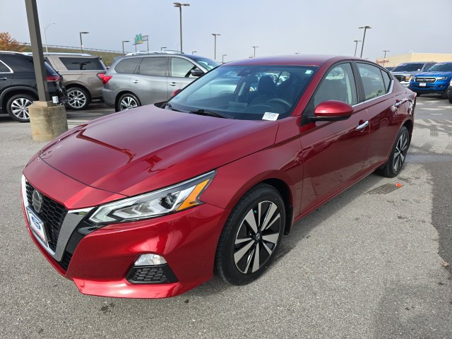 Used 2021 Nissan Altima 2.5 SV AWD/4WD image 1