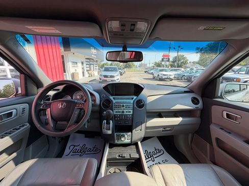 Used 2011 Honda Pilot Touring image 18