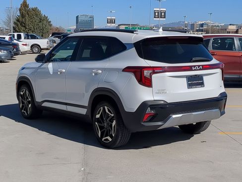 Certified 2024 Kia Seltos SX image 3