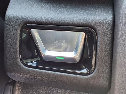 New 2026 GMC Yukon Denali w/ Sun & Power Step Package image 12