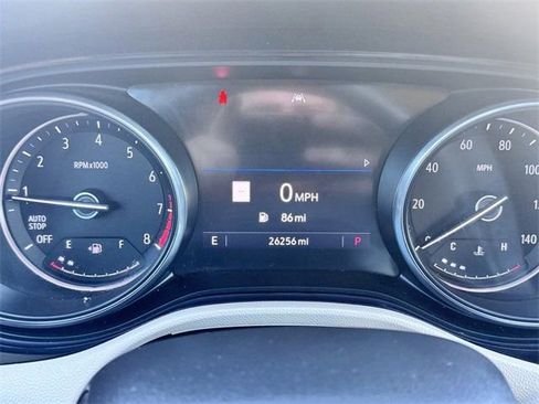 Used 2022 Buick Encore GX Essence w/ Advanced Technology Package image 17