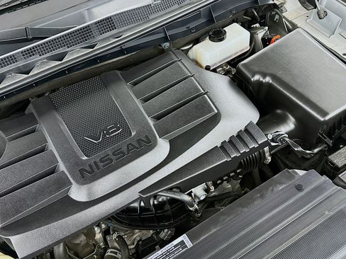 Used 2024 Nissan Titan PRO-4X w/ Pro-4x Convenience Package image 28