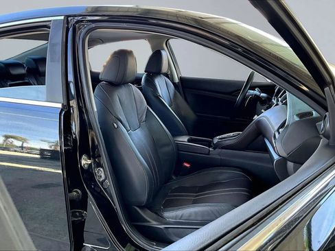 Used 2019 Honda Insight Touring image 26