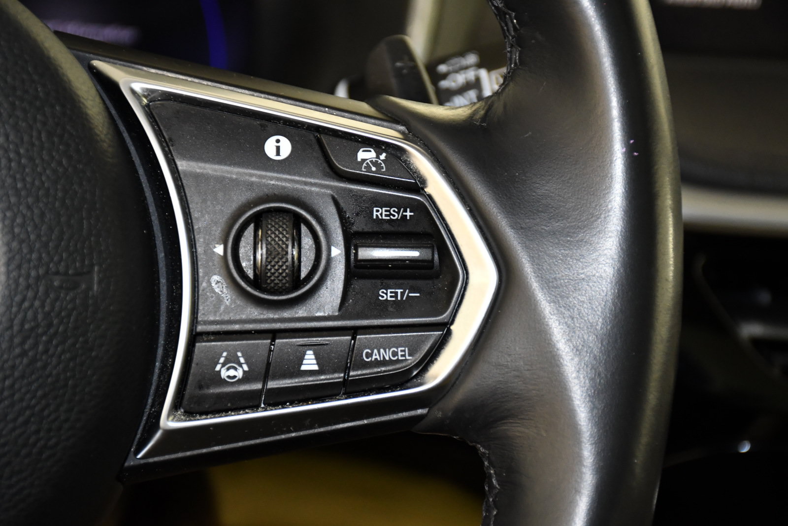 Certified 2023 Acura MDX SH-AWD image 21