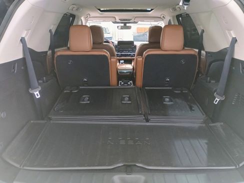 Used 2023 Nissan Pathfinder Platinum image 22