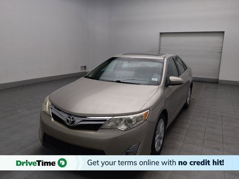 Used 2014 Toyota Camry XLE image 1
