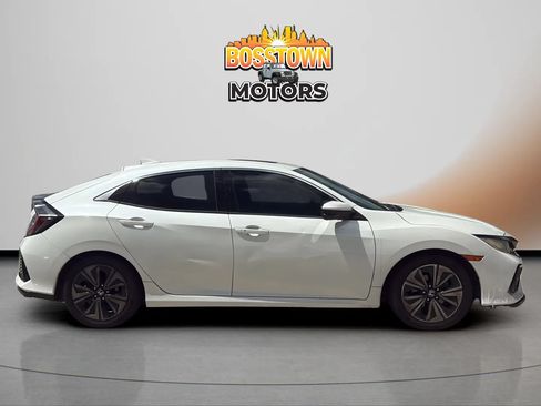 Used 2018 Honda Civic EX image 9