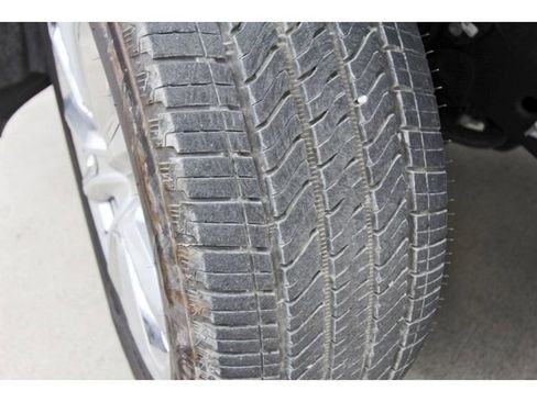 Used 2025 Chevrolet Silverado 1500 High Country w/ High Country Premium Package image 28